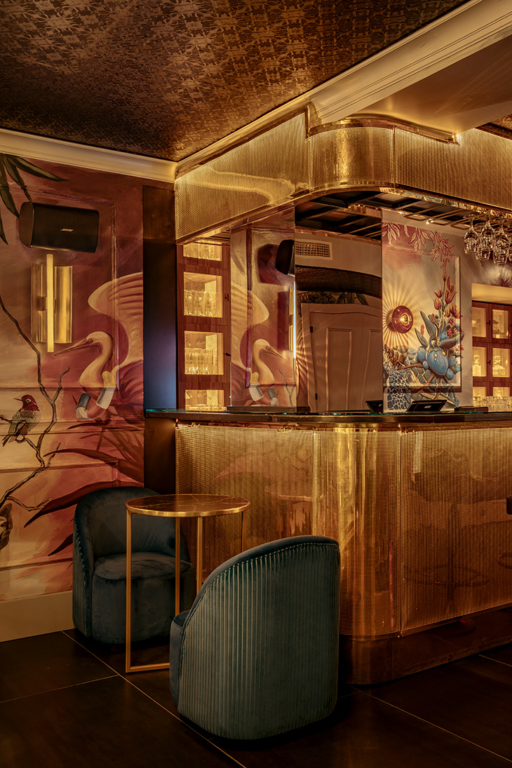 Diseño de interiores de karaoke BAM Luchana en Madrid por Pablo Peyra Studio. Rincón de la coctelería.